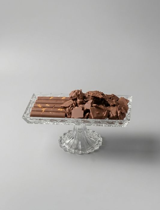 Mix Chocolate Sticks and Coffee Crackers Crystal Tray | صينية كريستال مكس أعواد الشوكولاتة وكوفي كراكرز